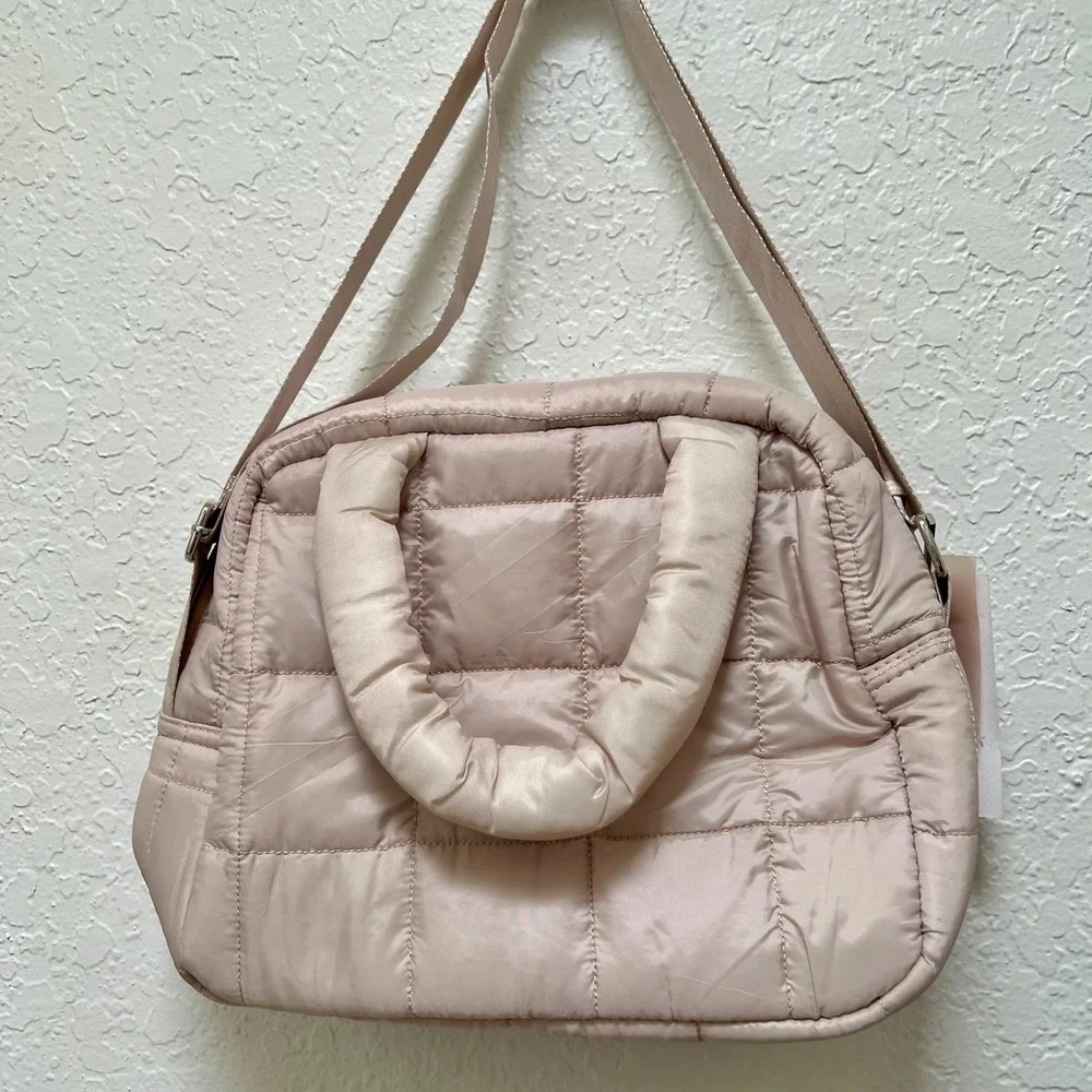 Jessica Simpson Quilted Puffer Insulated Lunch Tote Bag Champagne Crossbody